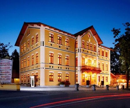 Hotel & Restaurant Waldschloss باساو المظهر الخارجي الصورة