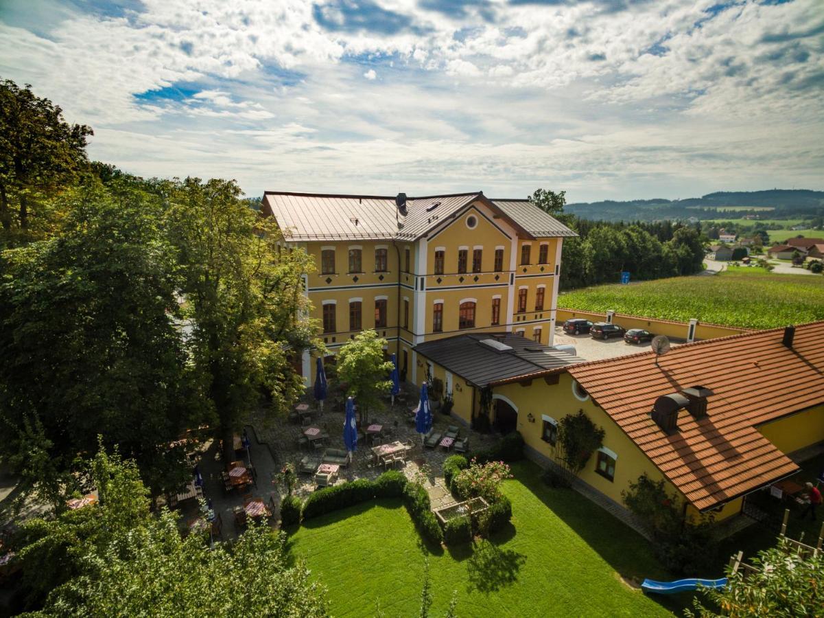 Hotel & Restaurant Waldschloss باساو المظهر الخارجي الصورة