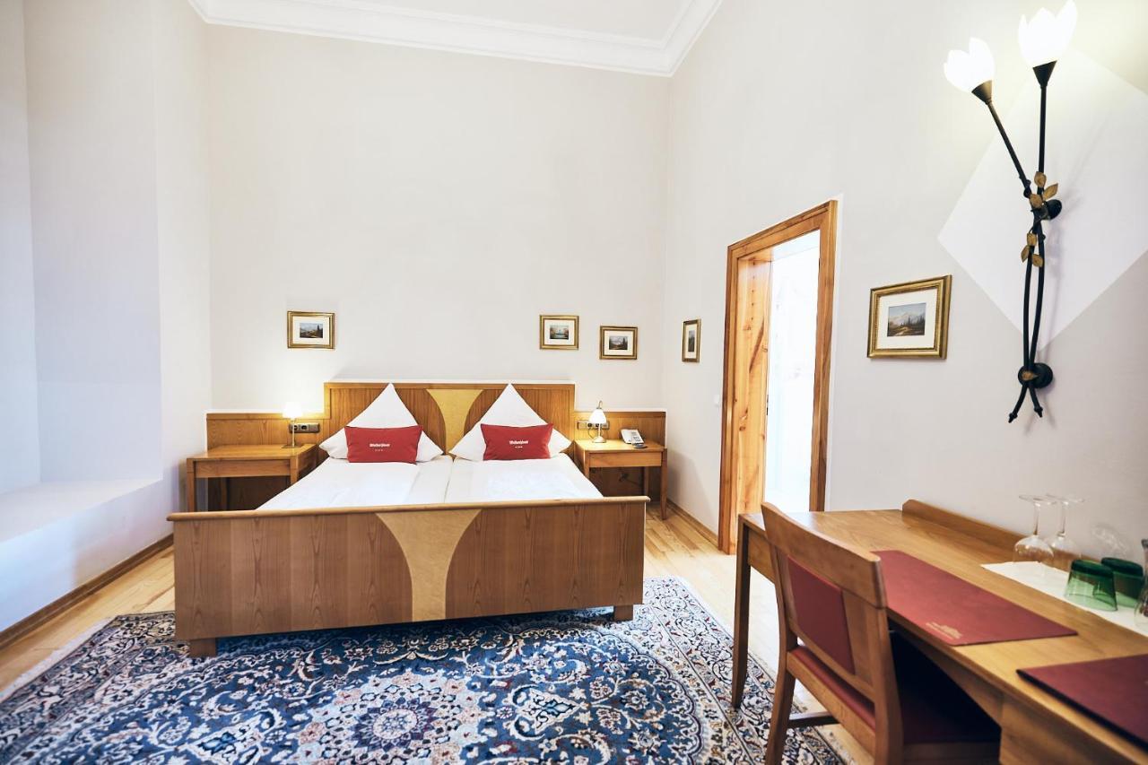 Hotel & Restaurant Waldschloss باساو المظهر الخارجي الصورة